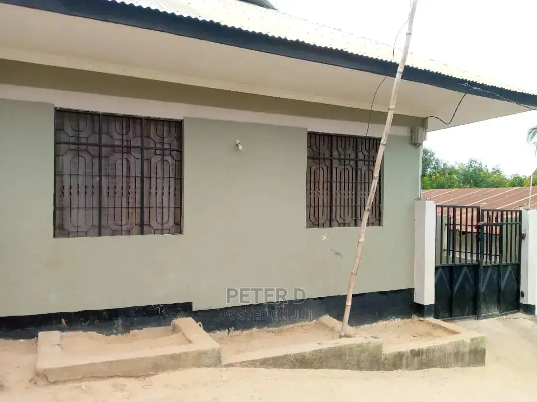 1bdrm Apartment in Kimara for rent