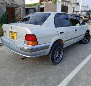 Toyota Corsa 1999 Silver