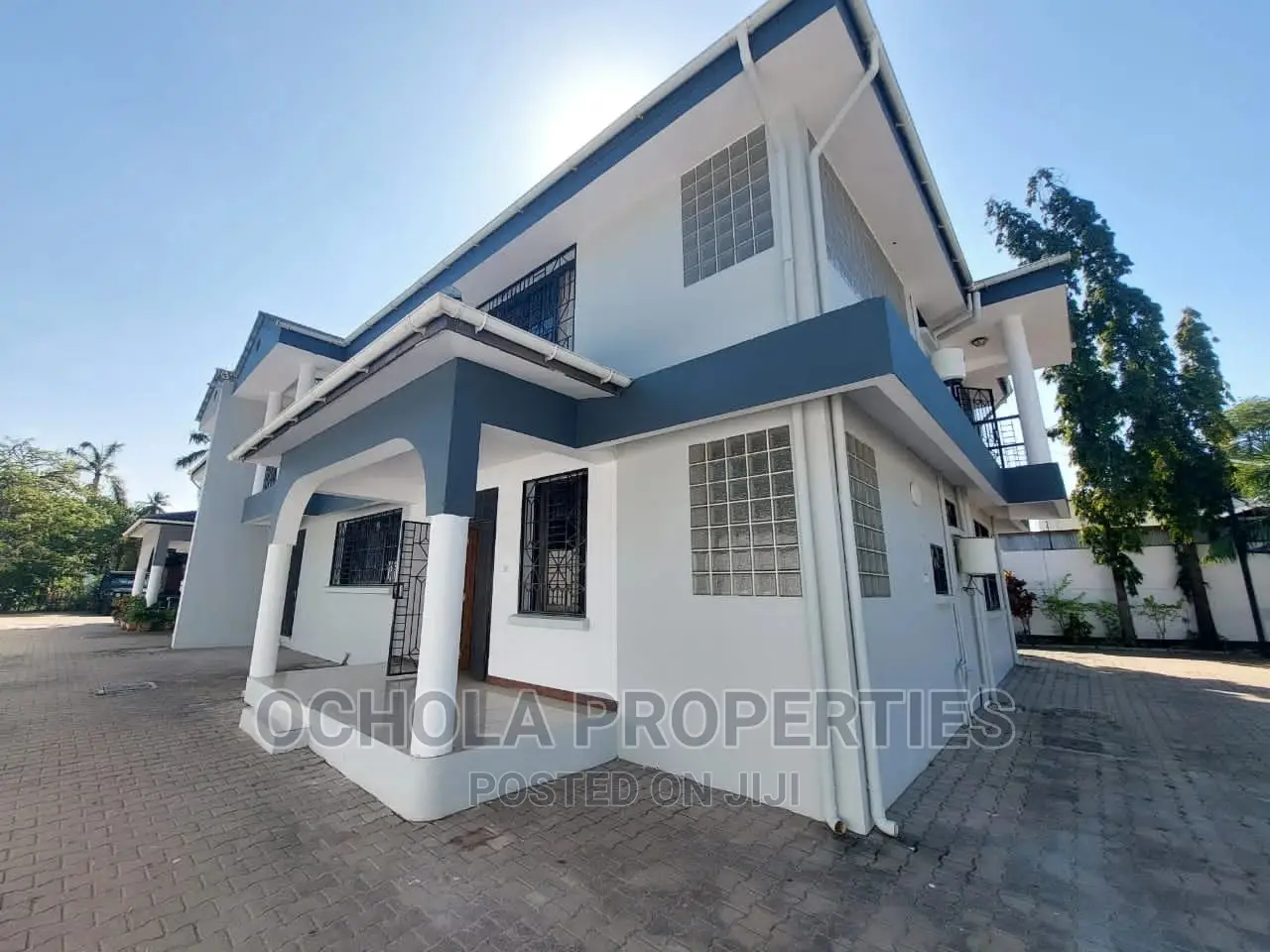 Furnished 4bdrm Villa in Mikocheni for rent