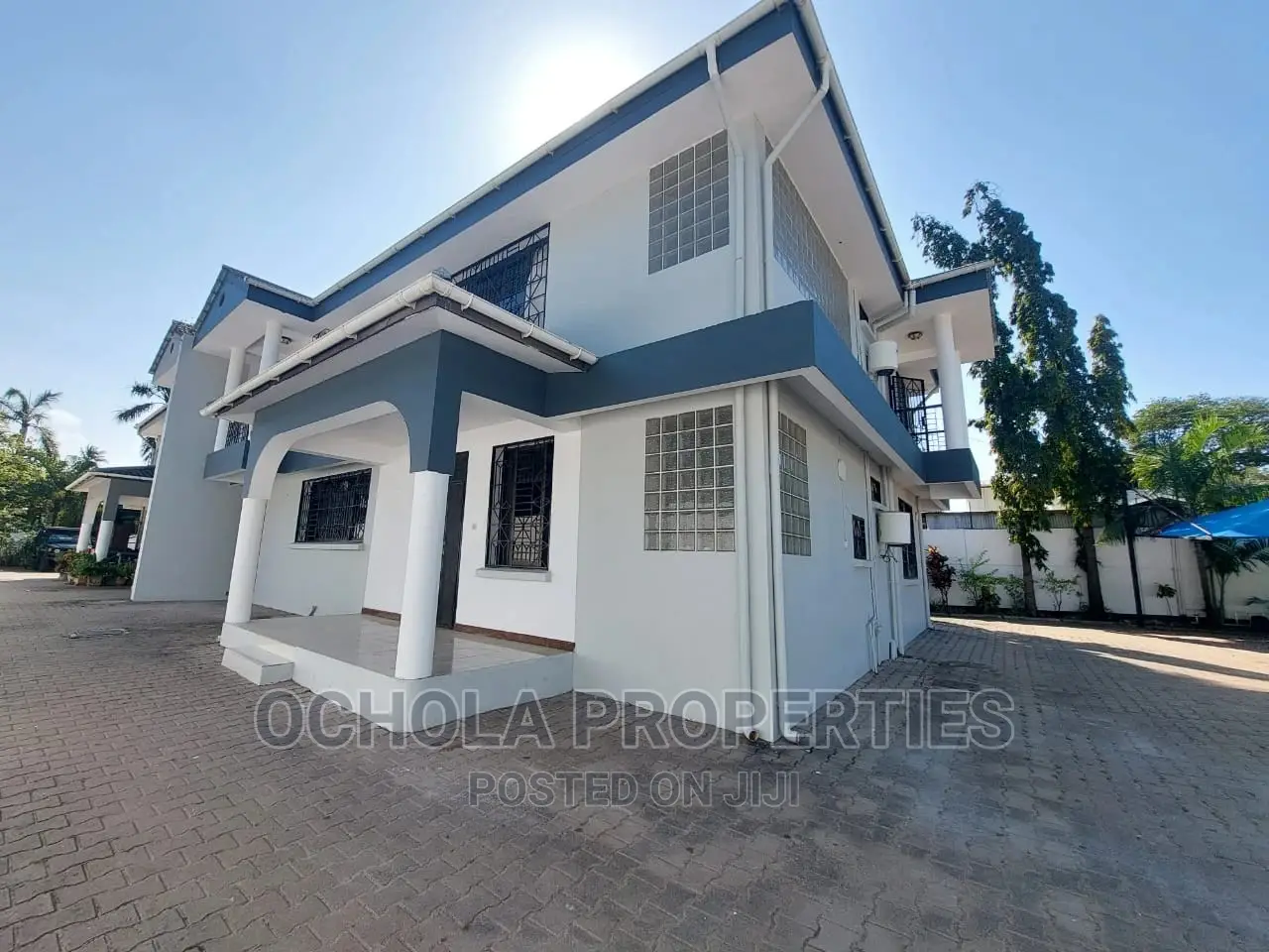 Furnished 4bdrm Villa in Mikocheni for rent