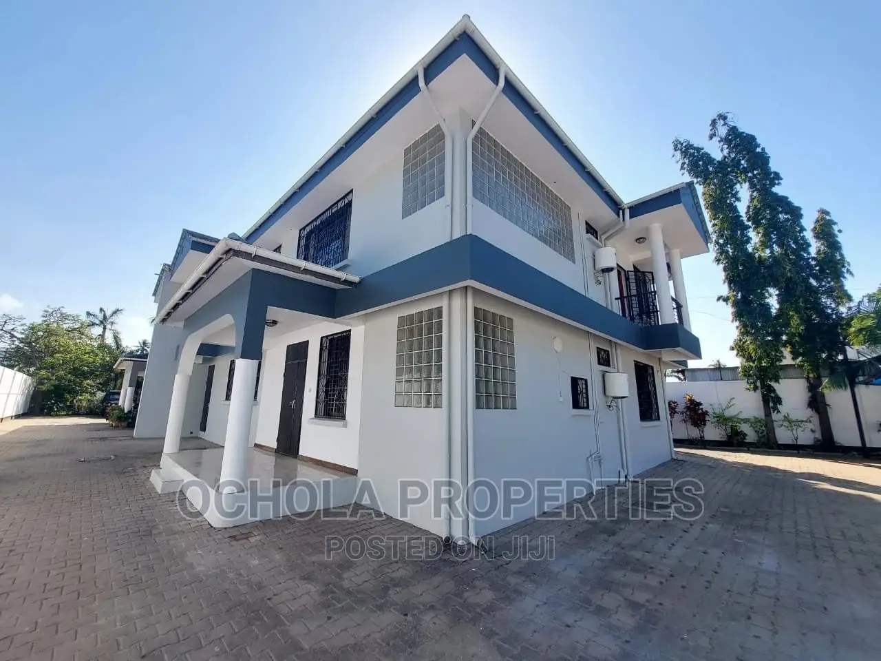 Furnished 4bdrm Villa in Mikocheni for rent