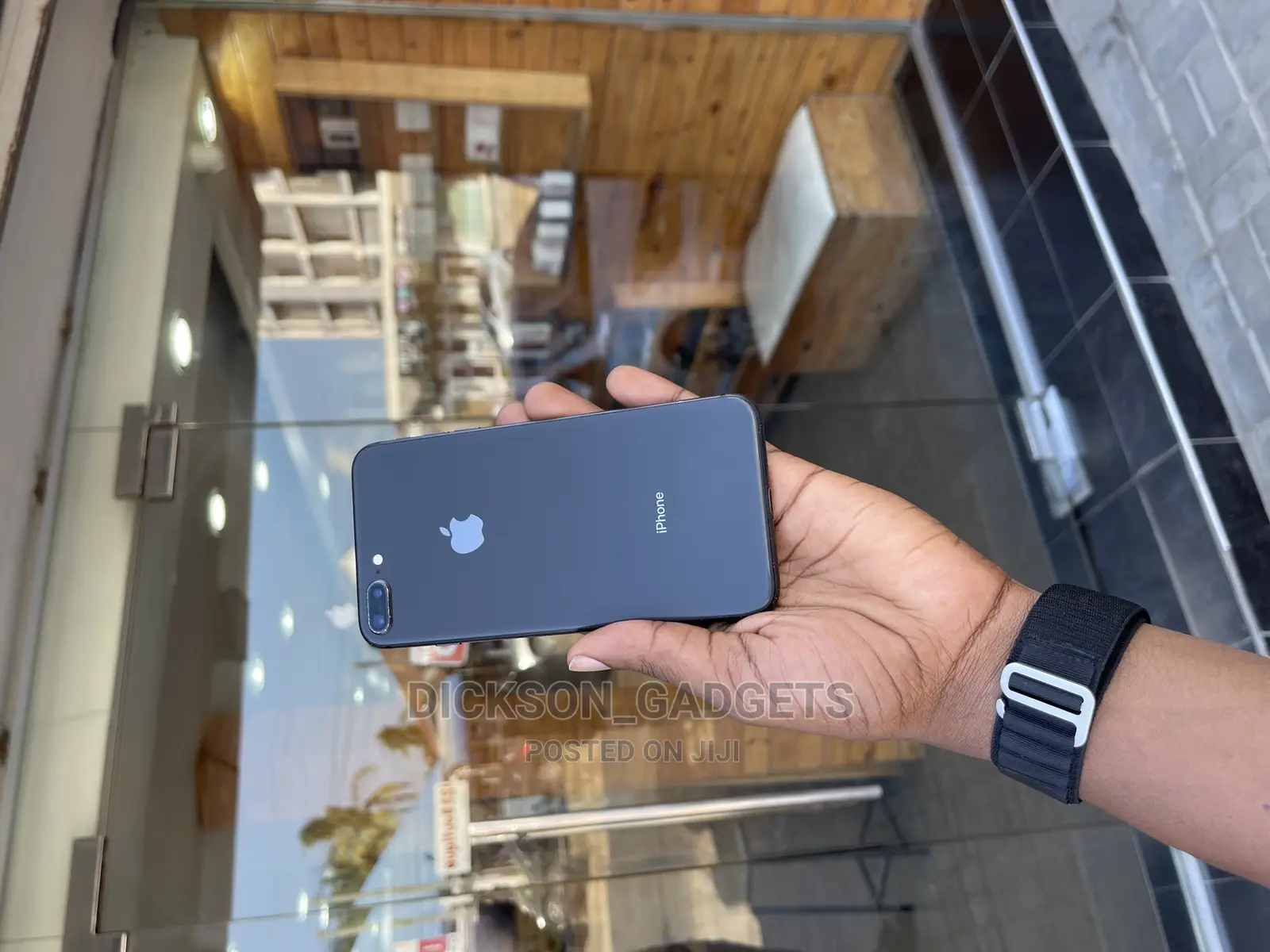 Apple iPhone 8 Plus 64 GB Black