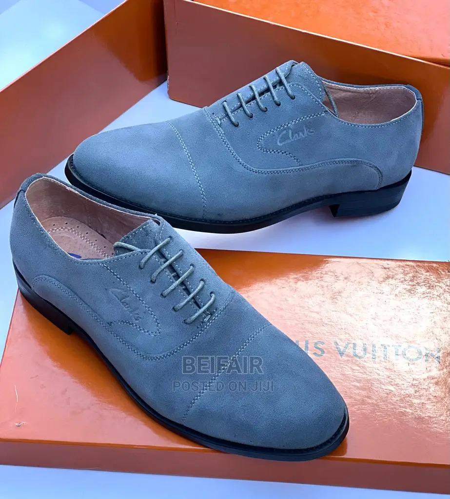 Original Clarks Men's Grey Shoes | Viatu Vya Kiume |Leather