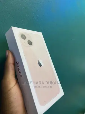 New Apple iPhone 13 128 GB Gold