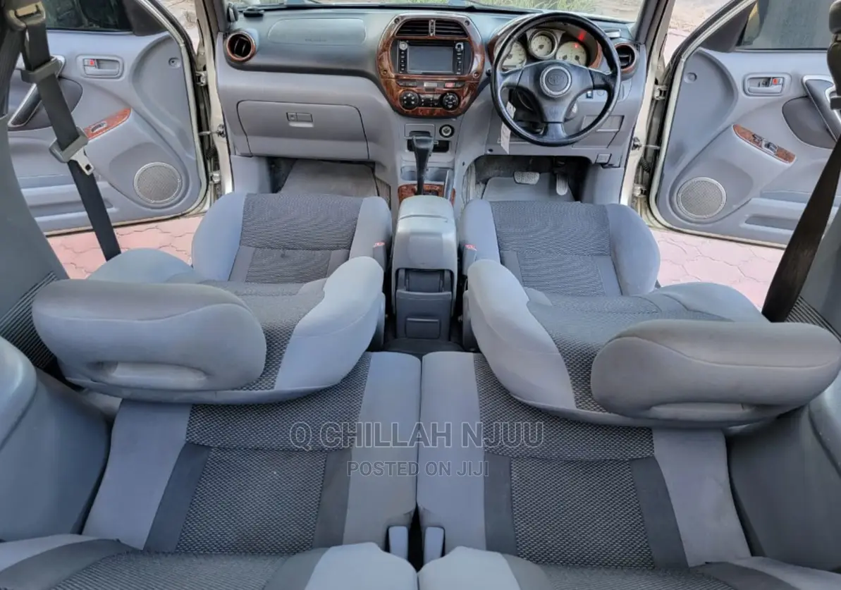 Toyota RAV4 2004 Silver