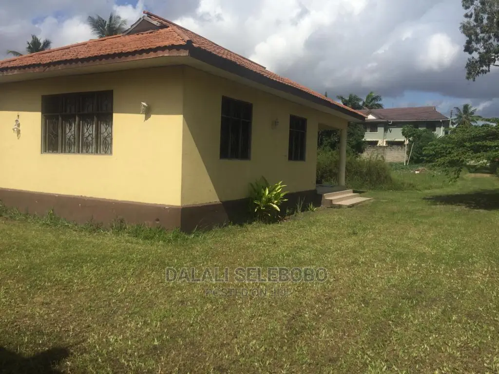 3bdrm House in Tabata Chama for sale