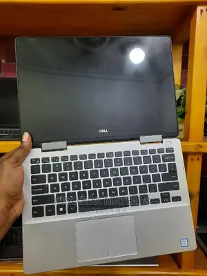 Laptop Dell Inspiron 13 7386 12GB Intel Core I7 SSD 16 GB