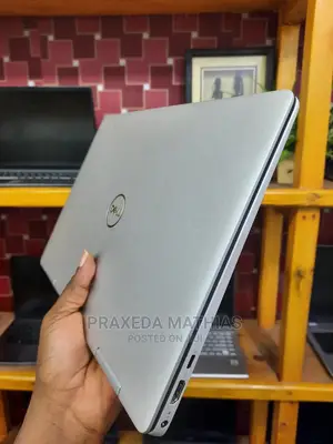 Laptop Dell Inspiron 13 7386 12GB Intel Core I7 SSD 16 GB