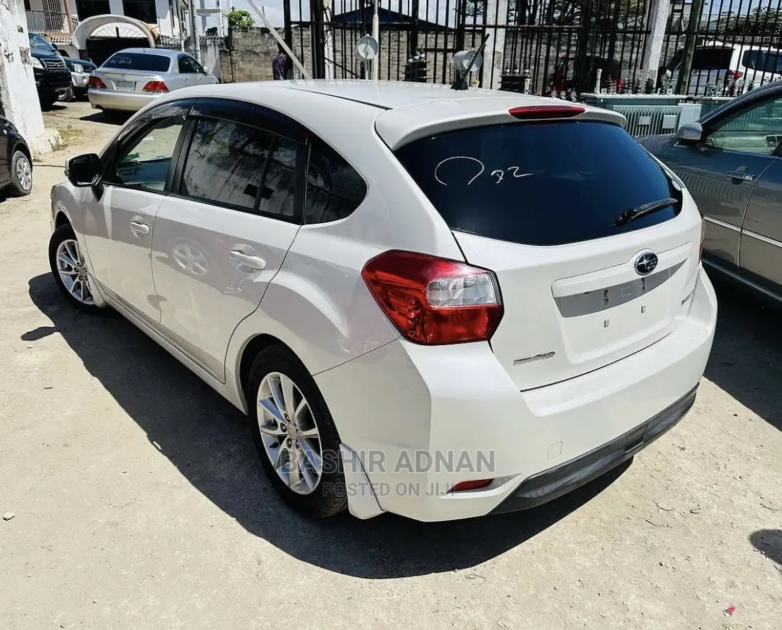 Subaru Impreza 2.0i Sport Limited 2013 White