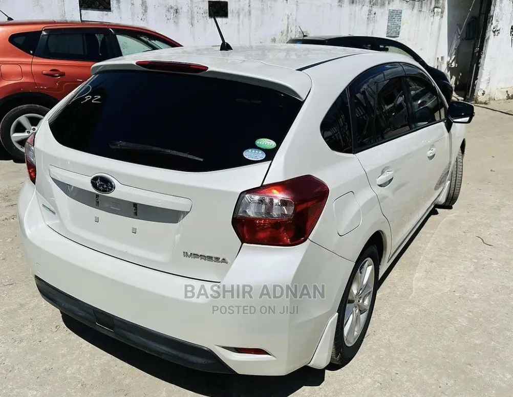 Subaru Impreza 2.0i Sport Limited 2013 White