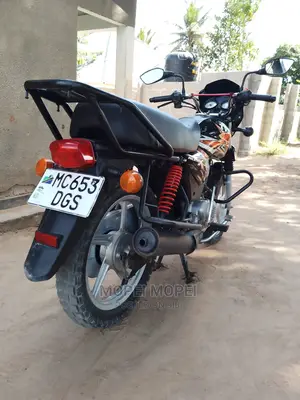TVS King Deluxe Plus iTouch Start 2022 Yellow