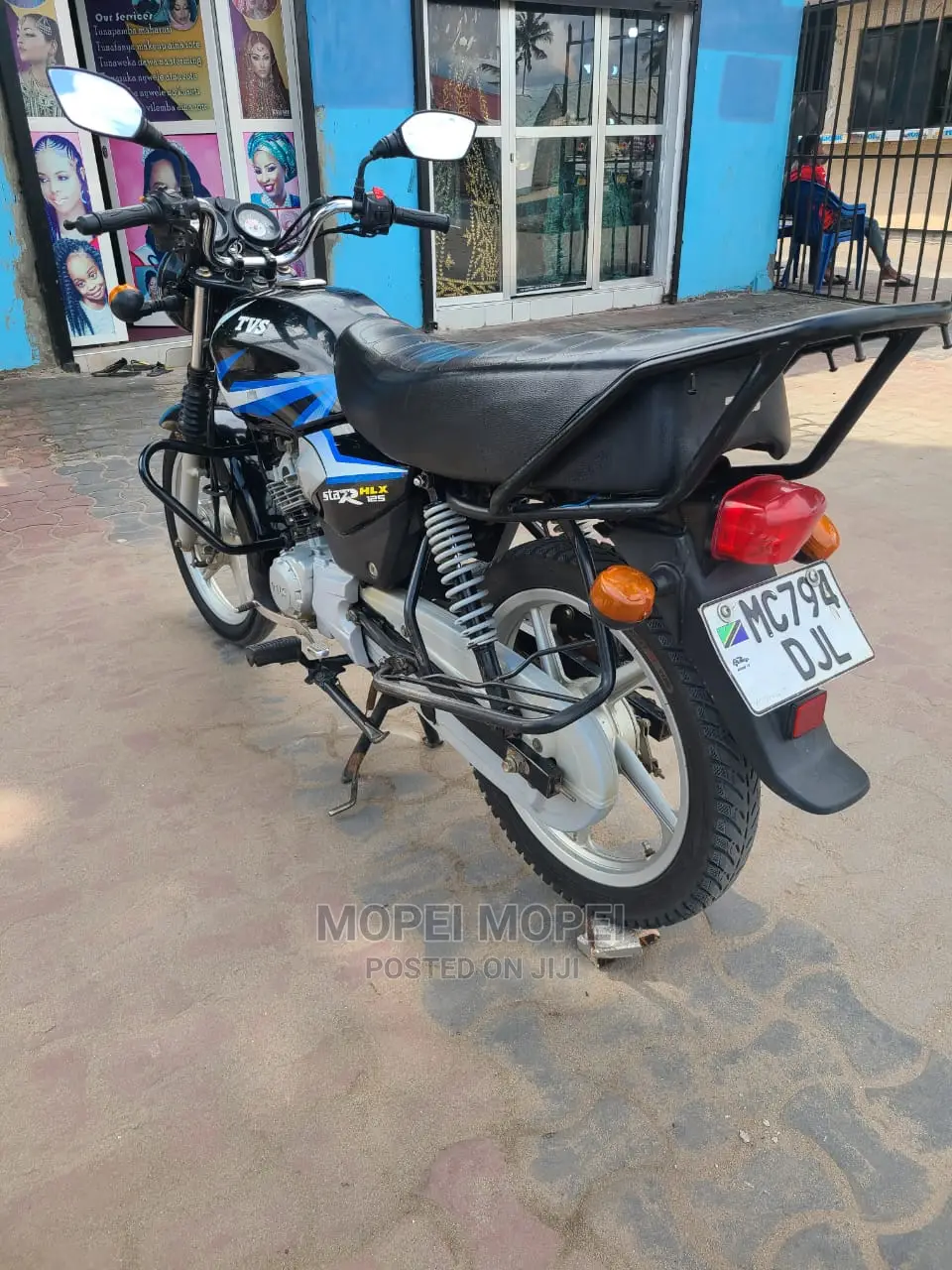 TVS HLX 125 2022 Black