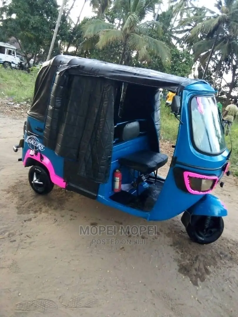 TVS 2017 Blue