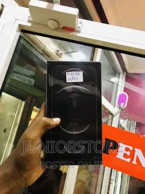 New Apple iPhone 12 Pro Max 128 GB Silver