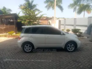 Toyota IST 2005 White
