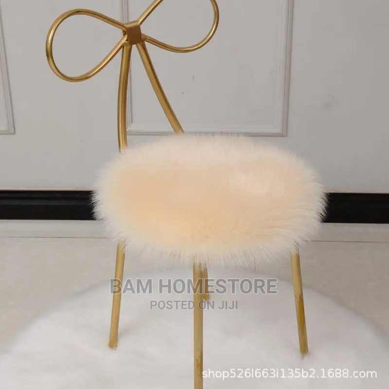 Round Fluffy Rugs