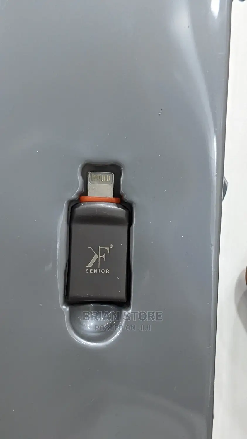 iPhone Connector