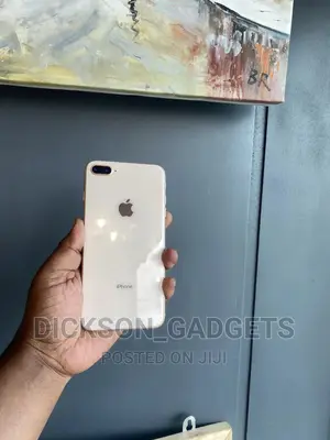 Apple iPhone 8 Plus 64 GB Gold