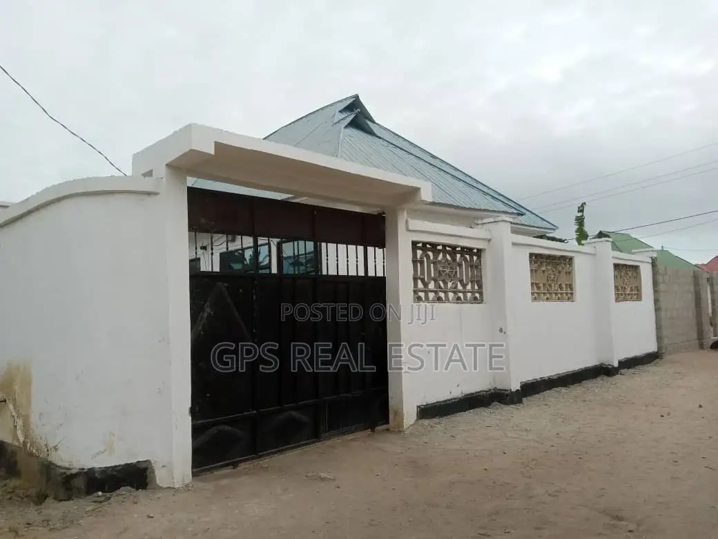 3bdrm House in Mbande Chamazi for sale