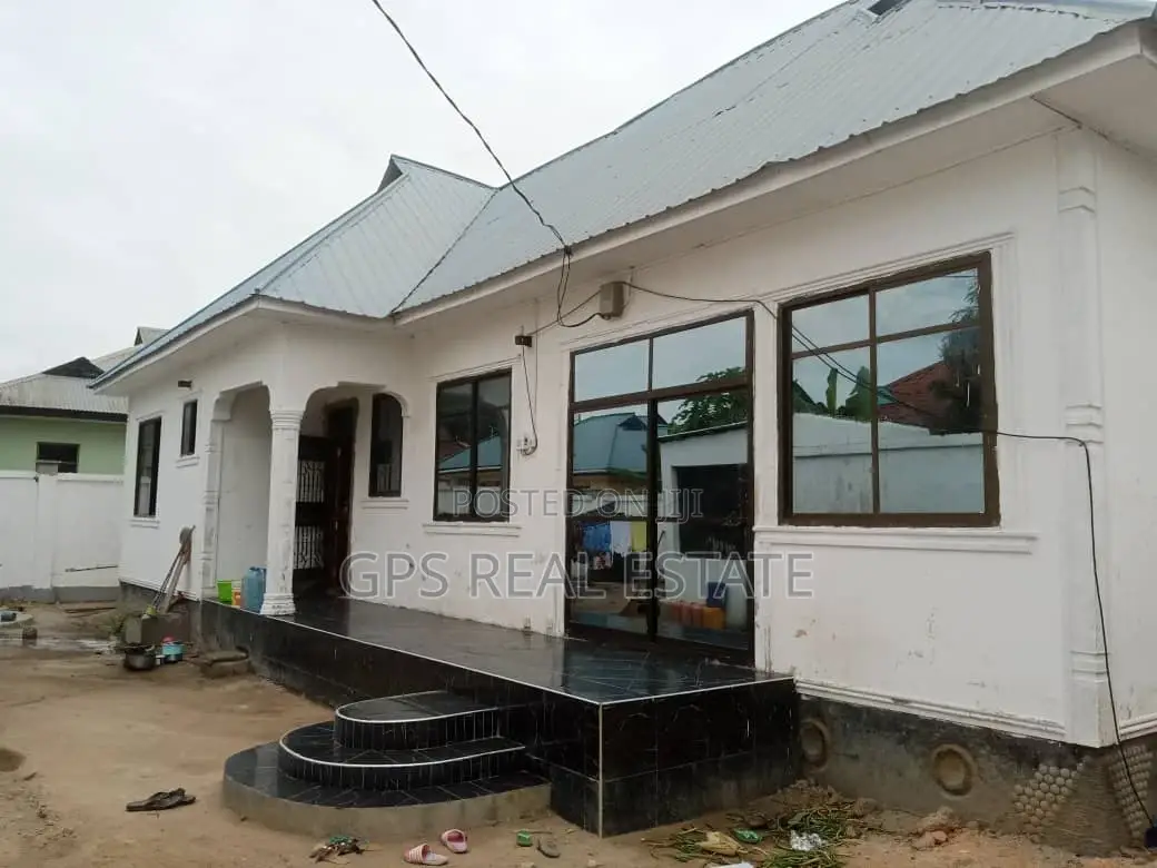 3bdrm House in Mbande Chamazi for sale