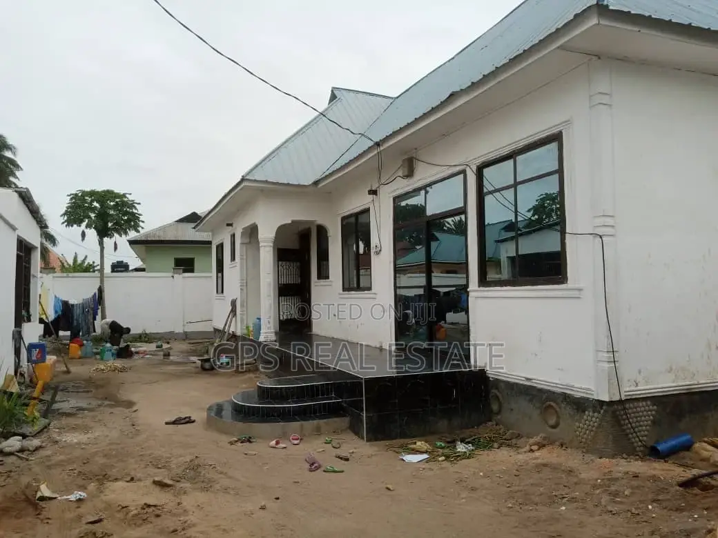 3bdrm House in Mbande Chamazi for sale