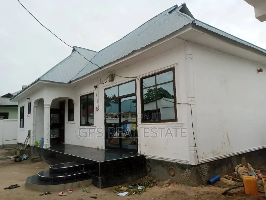 3bdrm House in Mbande Chamazi for sale