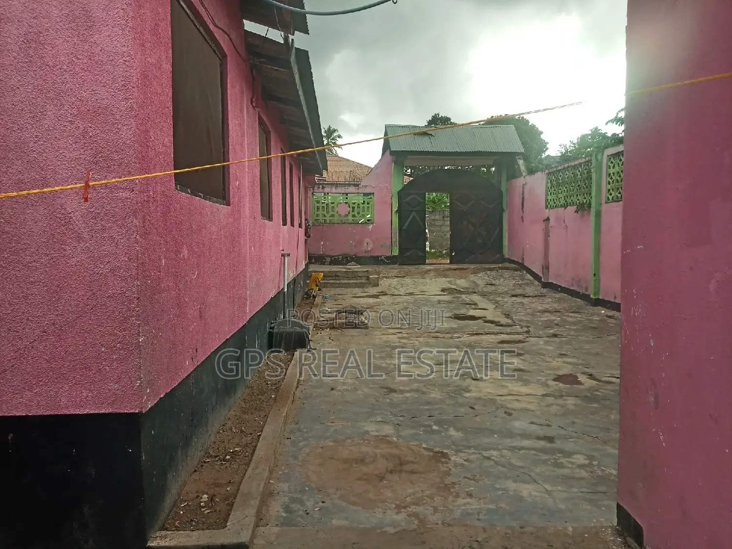 5bdrm House in Mbagala Foma, Temeke for sale