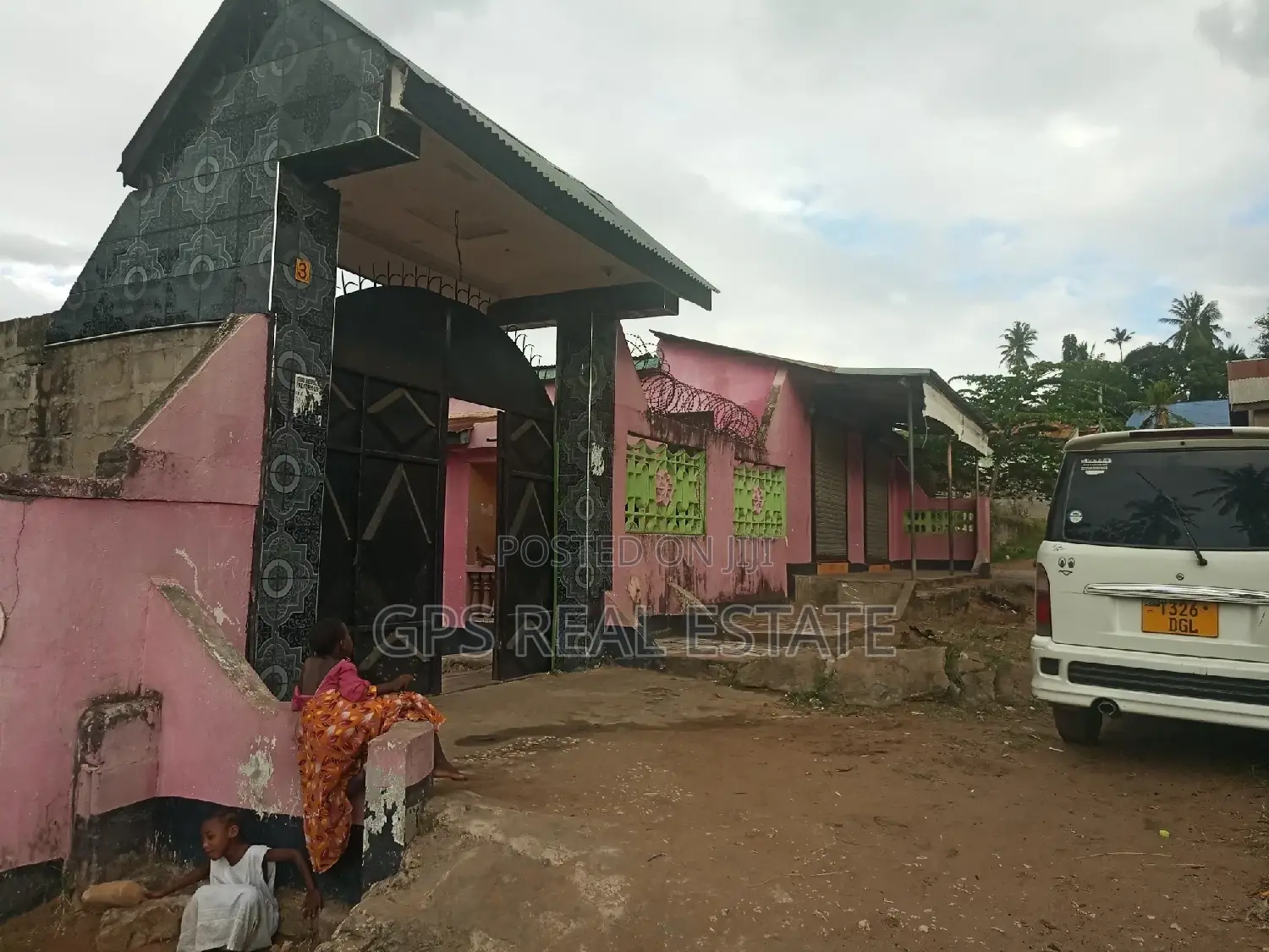 5bdrm House in Mbagala Foma, Temeke for sale