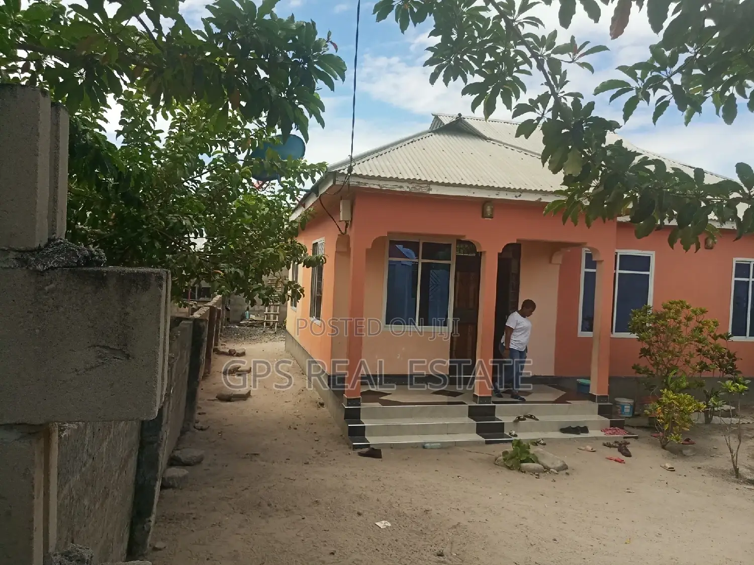 Furnished 3bdrm House in Msongola Njia Ya, Ilala for sale