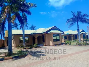 Furnished 3bdrm Villa in Bahari Beach, Kinondoni for rent