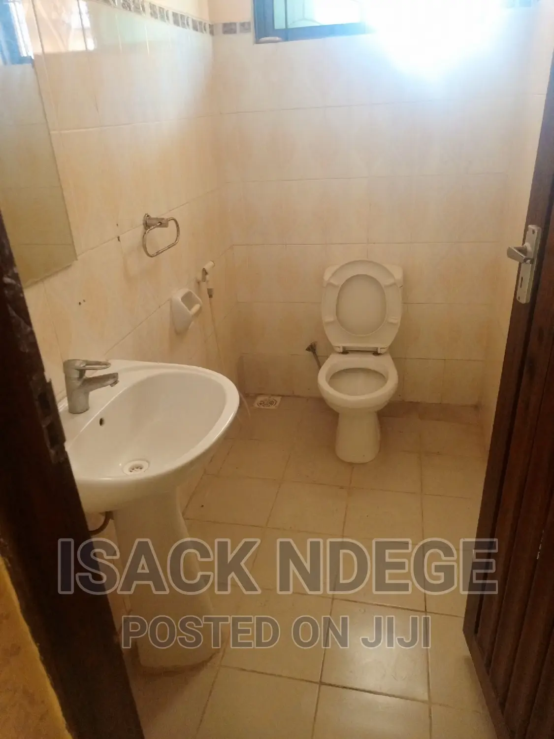 Furnished 3bdrm Villa in Bahari Beach, Kinondoni for rent