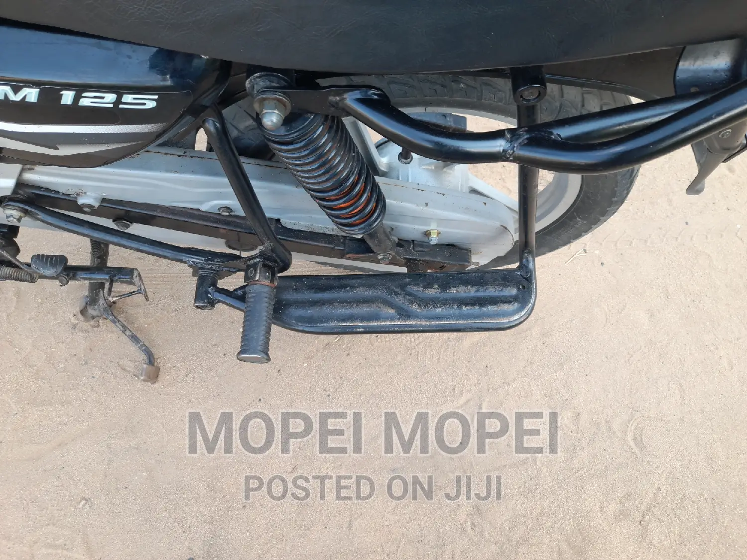 Bajaj Boxer 125 2021 Black