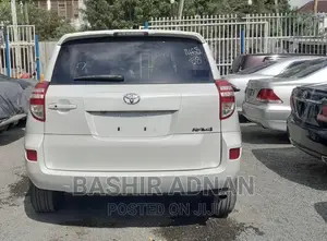 Toyota RAV4 2.4 2008 White