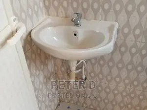 1bdrm Apartment in Kimara for rent
