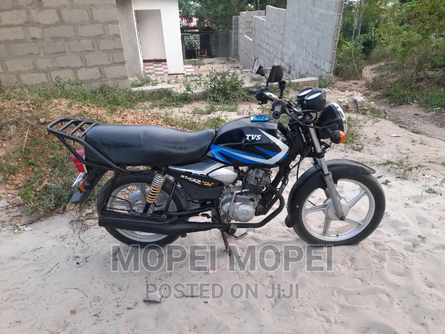 TVS HLX 125 2021 Black