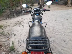 TVS HLX 125 2021 Black