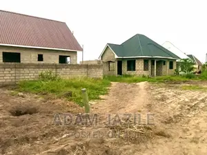 Kiwanja Kinauzwa Bagamoyo Sanzale