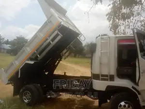 Fuso Tipper Fighter