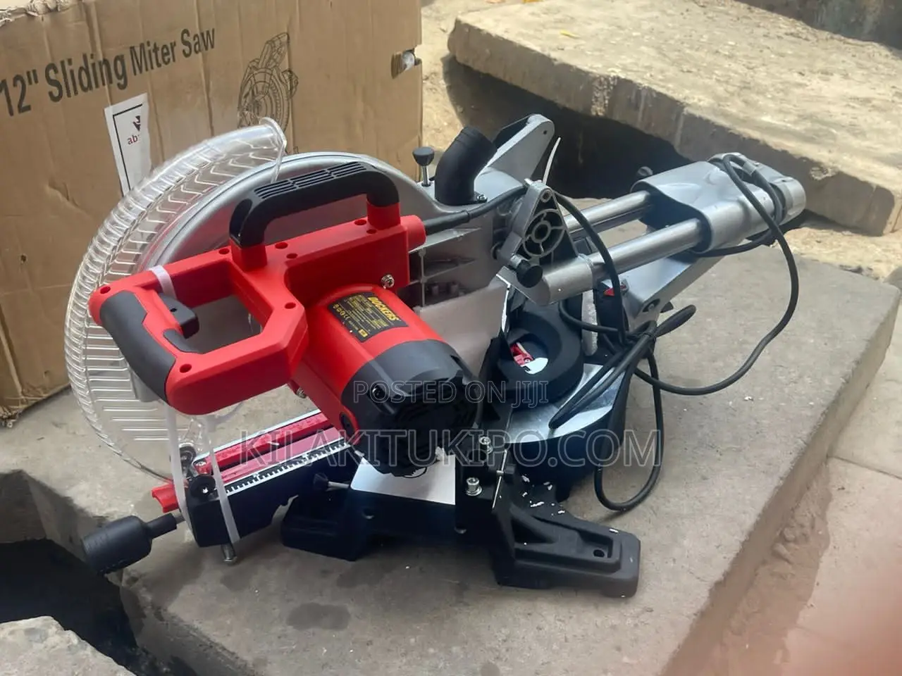 Sliding Miter Saw *12