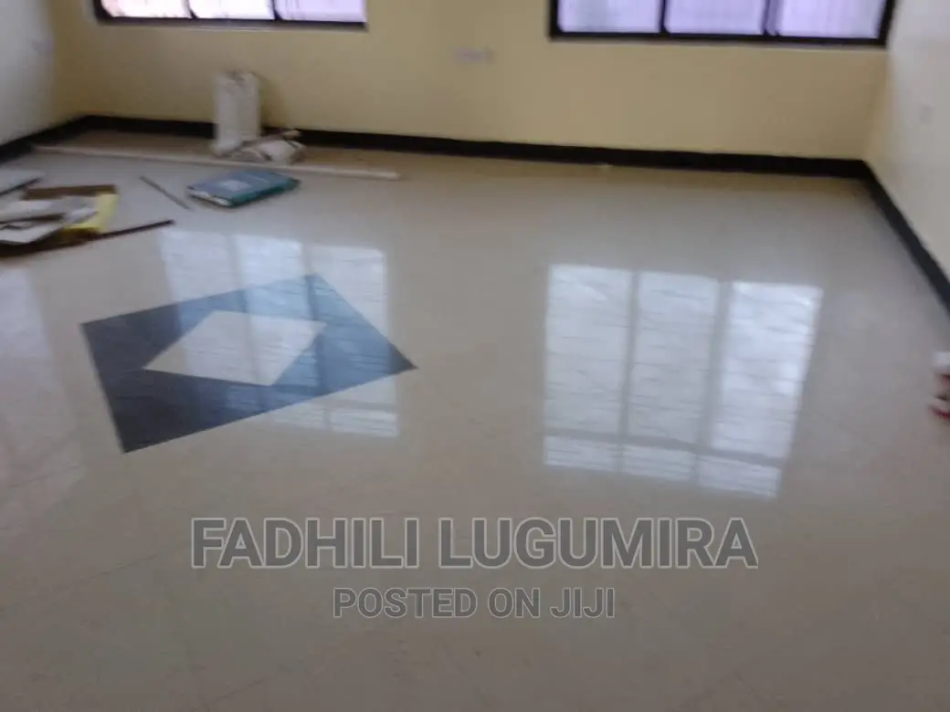 4bdrm House in Buswelu for sale