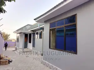4bdrm House in Buswelu for sale