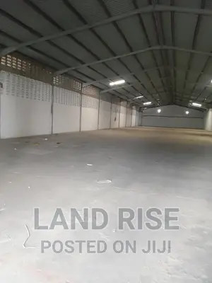 Warehouse 1350 SQM Nyerere Road