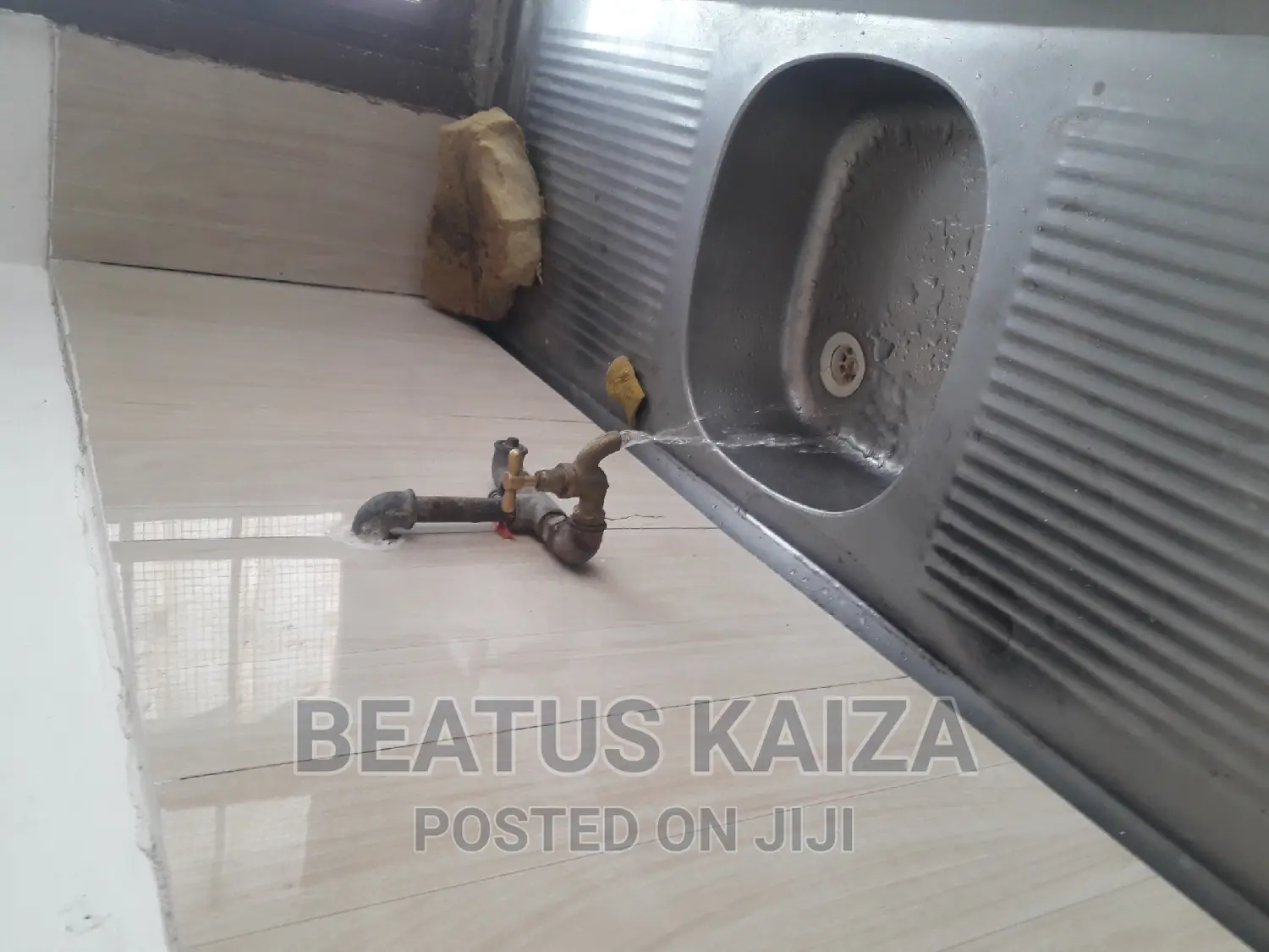 3bdrm Block of Flats in Kinondoni Manyanya for rent