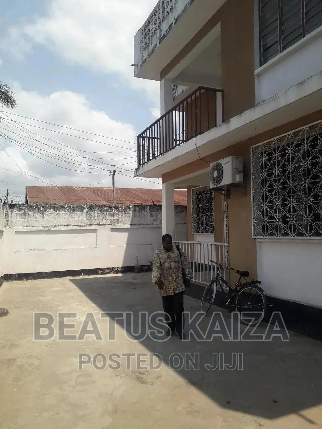 3bdrm Block of Flats in Kinondoni Manyanya for rent