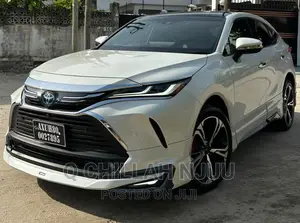 Toyota Harrier 2022 White