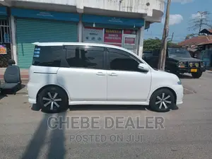 Toyota Sienta 1.5 AWD 2006 White