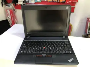 Laptop Lenovo ThinkPad X131e 4GB Intel Core 2 Duo HDD 320GB