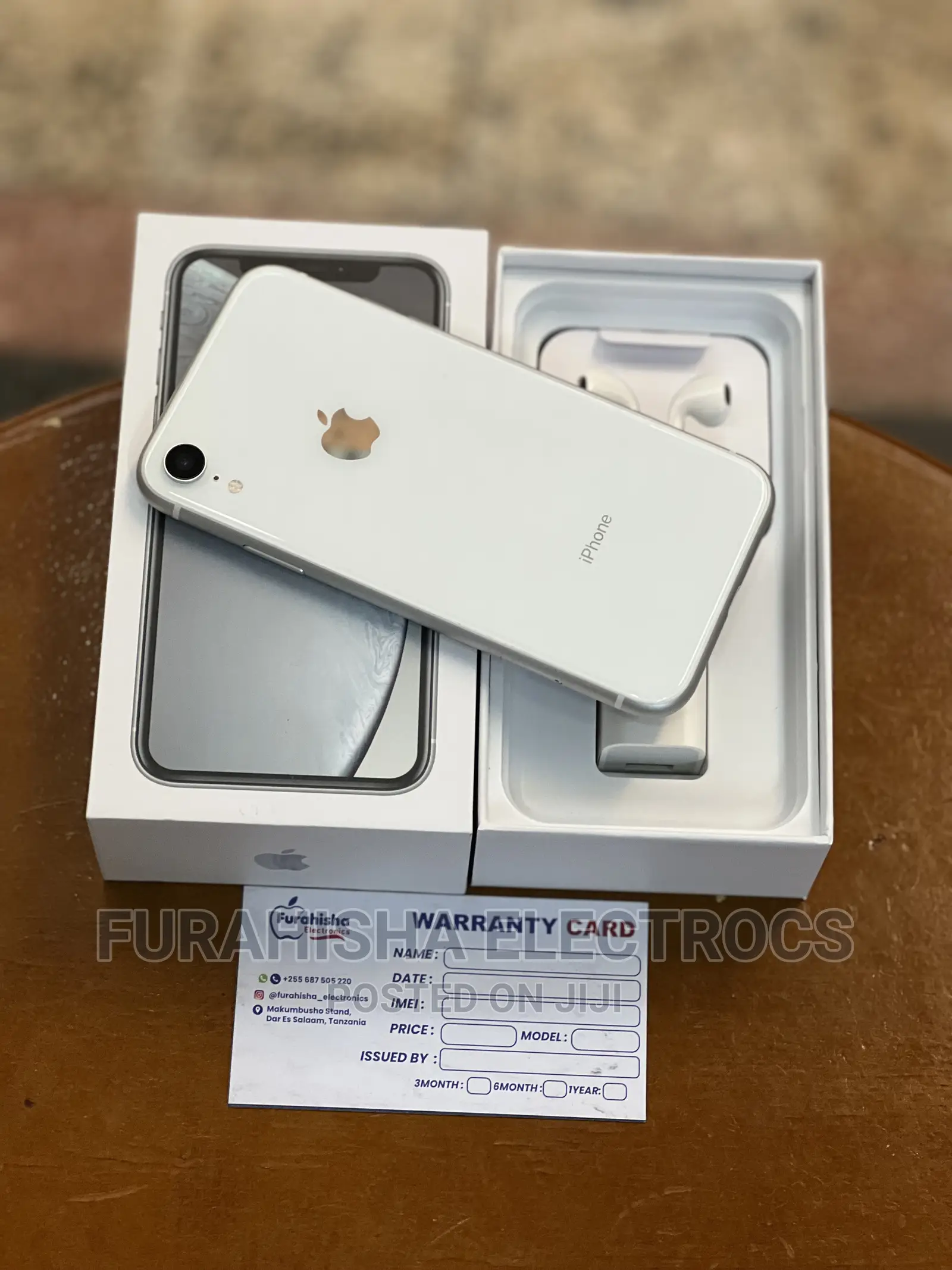 New Apple iPhone XR 128 GB Silver