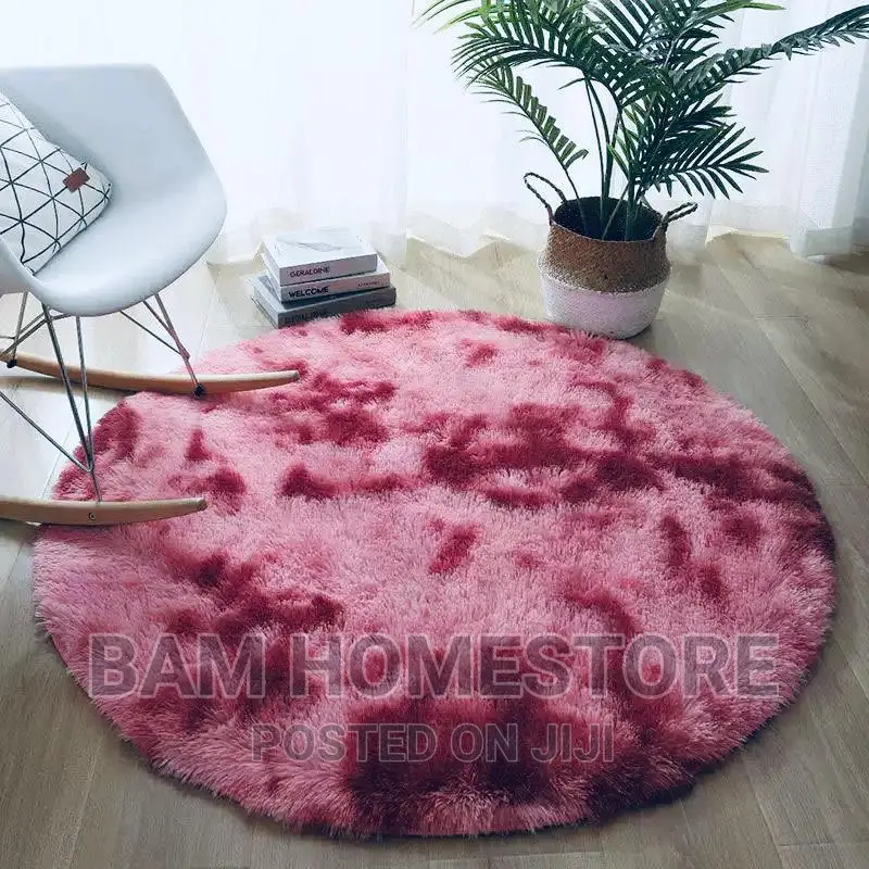 Round Carpets
