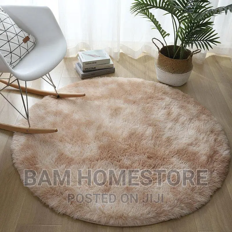 Round Carpets